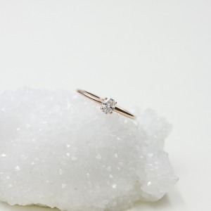 [Sold]Oval Diamond Solitaire 0.2ct, 18k Rosegold